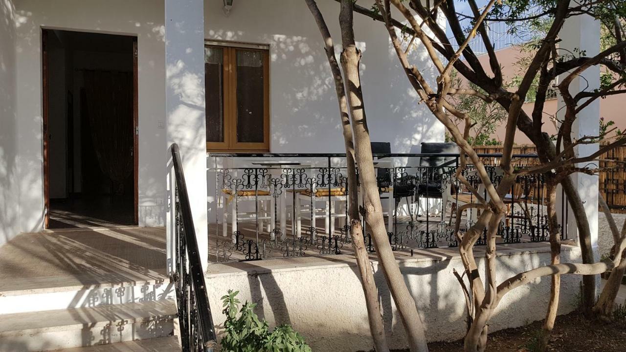 Villa Sul Mare A Chia Домус-де-Марія Екстер'єр фото